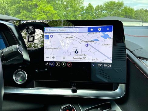 Used 2020 Chevrolet Corvette Stingray Coupe w/ Z51 Performance Package RWD image 13