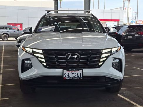 Used 2023 Hyundai Tucson SEL FWD image 3