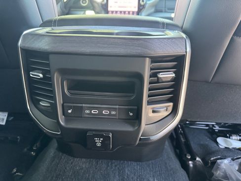 New 2026 RAM 3500 Laramie AWD/4WD image 19