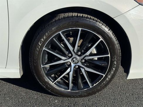Used 2023 Toyota Camry SE image 26