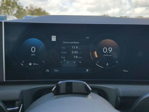 New 2026 Hyundai Tucson Limited image 36