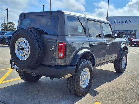 New 2025 Ford Bronco Big Bend image 2