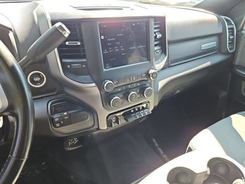Used 2022 RAM 2500 Big Horn w/ Level C Equiment Group AWD/4WD image 19