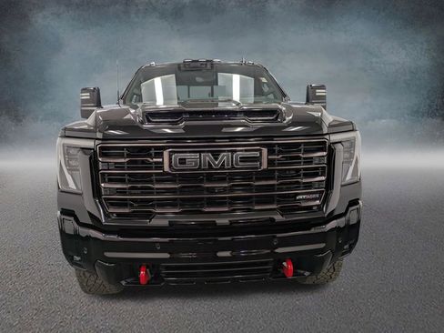 Used 2025 GMC Sierra 2500 AT4X AWD/4WD image 2