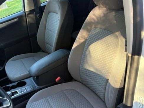 Used 2020 Ford Escape SE FWD image 13