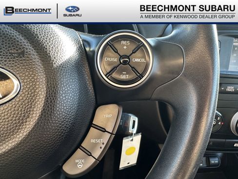 Used 2016 Kia Soul + image 12