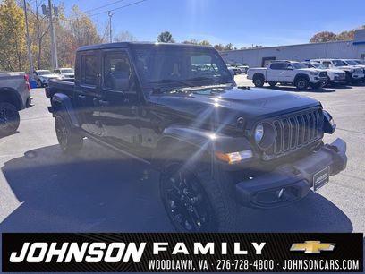 Used 2025 Jeep Gladiator Sport