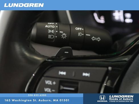 Used 2023 Honda Pilot Elite image 25