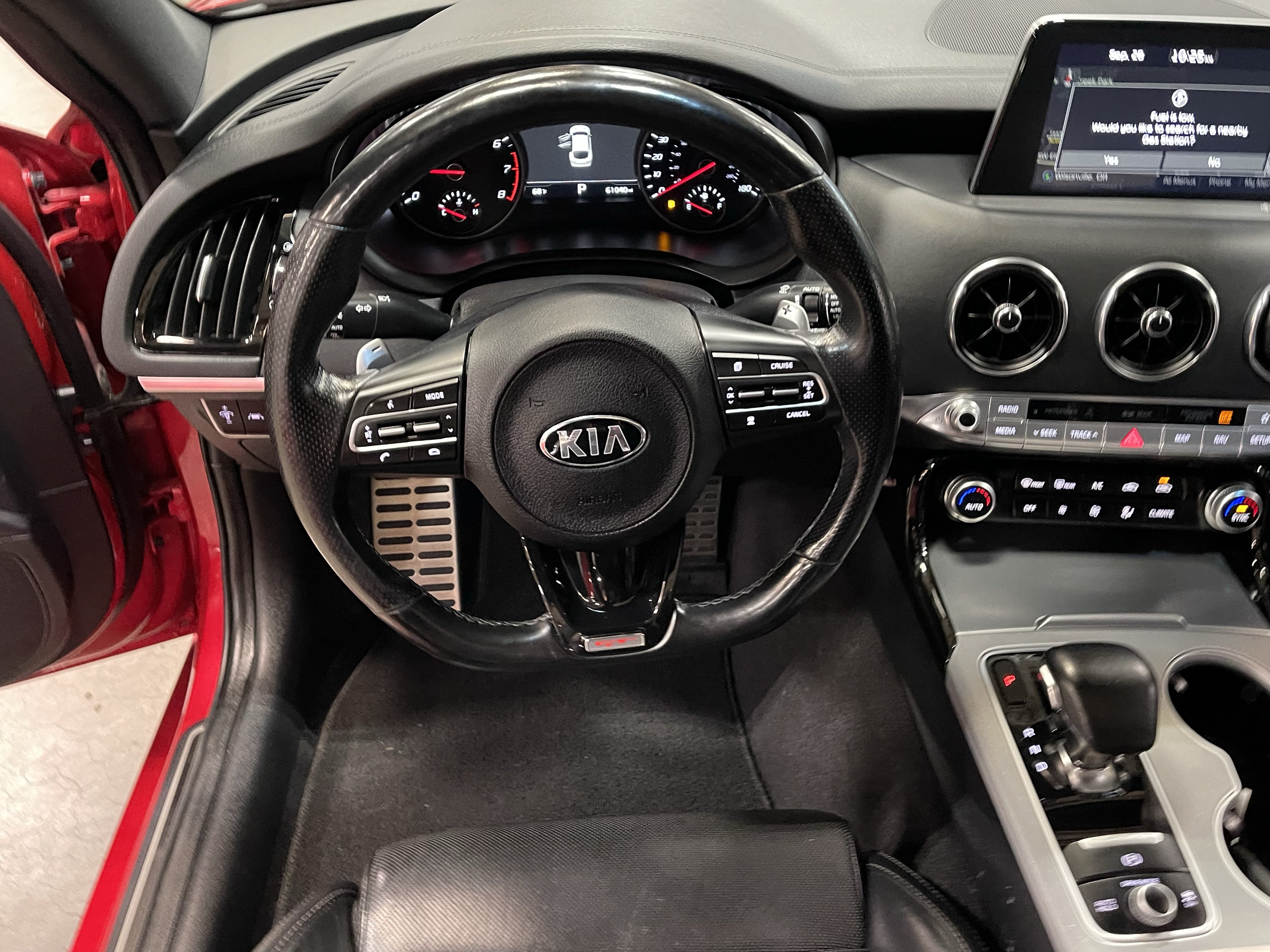 Used 2018 Kia Stinger GT2 AWD/4WD image 14