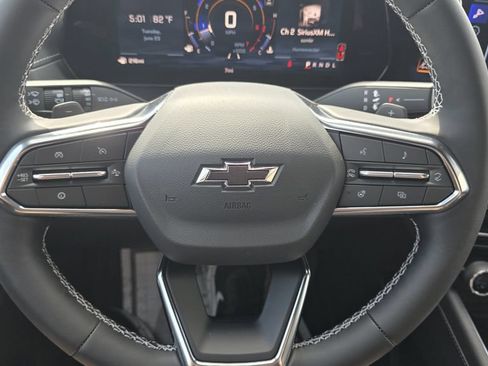 New 2026 Chevrolet Traverse LT w/ Midnight/Sport Edition FWD image 19