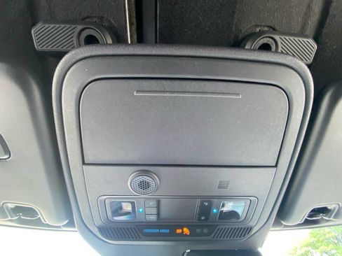 Used 2023 Ford Bronco Outer Banks AWD/4WD image 25
