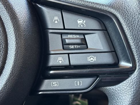 Certified 2025 Subaru Crosstrek 2.0i AWD/4WD image 25