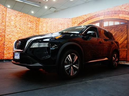 Certified 2023 Nissan Rogue SL w/ SL Premium Package AWD/4WD image 2