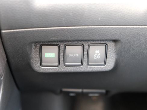 Used 2017 Nissan Sentra SV w/ Style Package image 32