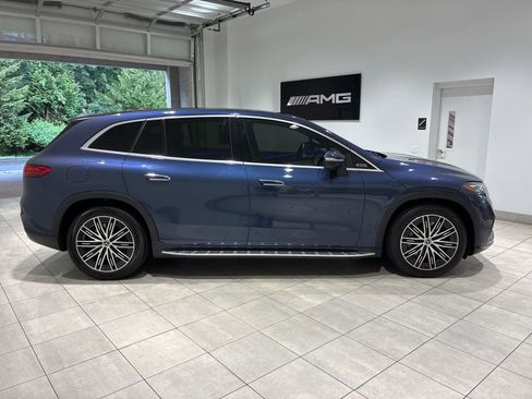 Used 2023 Mercedes-Benz EQS 450+ 4MATIC SUV image 3