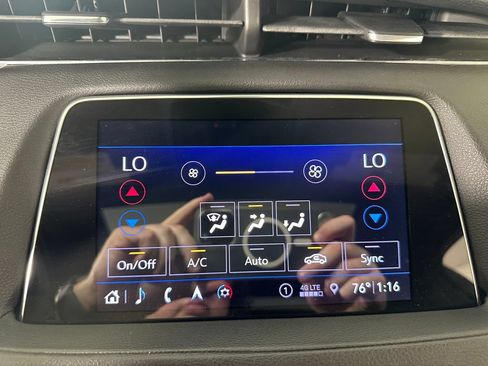 Used 2019 Cadillac XT4 Premium Luxury w/ Trailering Package AWD/4WD image 31