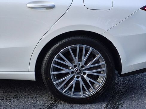 Used 2025 Mercedes-Benz CLA 250 image 11