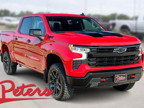 Used 2024 Chevrolet Silverado 1500 LT Trail Boss w/ LPO, Dark Essentials Package AWD/4WD image 1