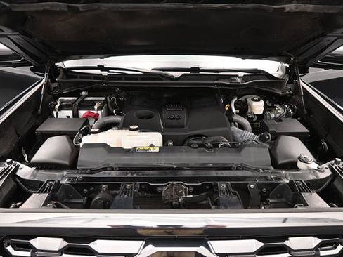 Used 2024 Toyota Tundra Platinum AWD/4WD image 20