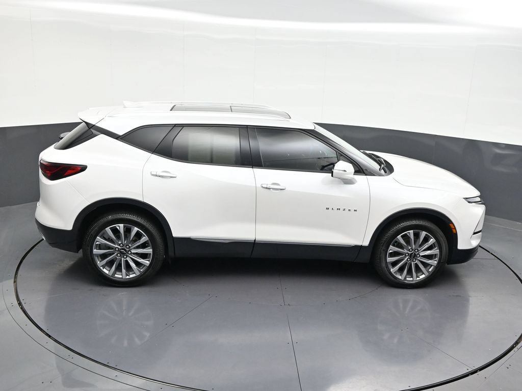 Used 2023 Chevrolet Blazer Premier w/ Driver Confidence II Package FWD image 20