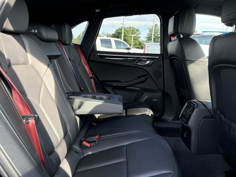 Used 2026 Porsche Macan S AWD/4WD image 12