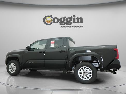 New 2026 Toyota Tacoma SR5 AWD/4WD image 8