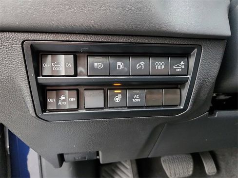 Used 2023 Toyota Sequoia Platinum image 14