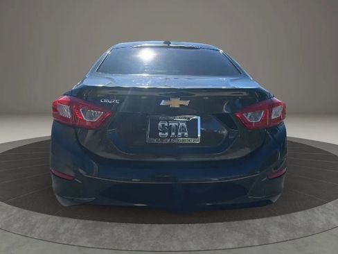 Used 2017 Chevrolet Cruze LS image 6