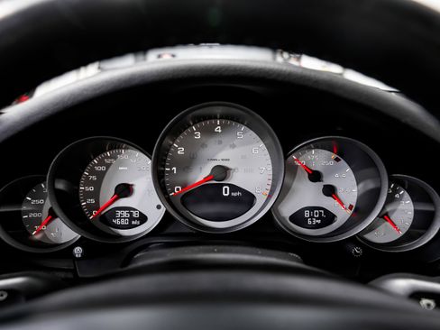 Used 2011 Porsche 911 Carrera S image 11