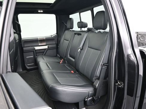 Used 2022 Ford F250 Lariat w/ Tremor Off-Road Package image 30