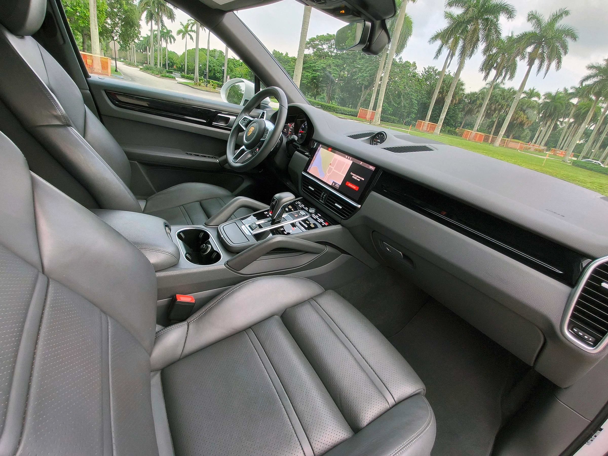 Used 2021 Porsche Cayenne Coupe AWD/4WD image 42