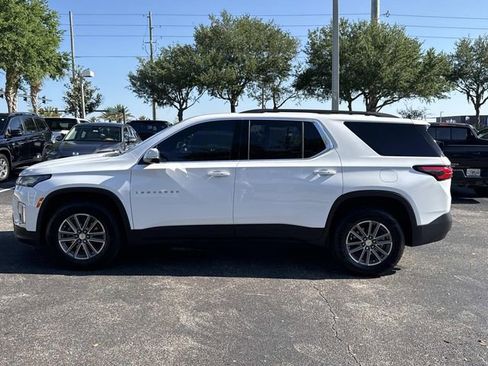 Used 2023 Chevrolet Traverse LT FWD image 7