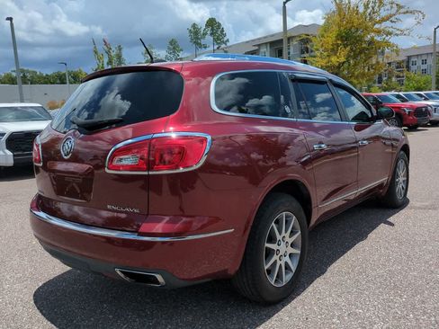 Used 2017 Buick Enclave Leather FWD image 6