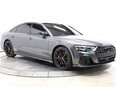 Used 2023 Audi S8 w/ S8 Comfort Plus Package AWD/4WD image 96
