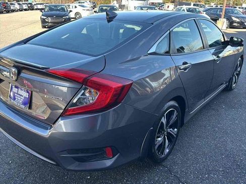 Used 2016 Honda Civic Touring image 3