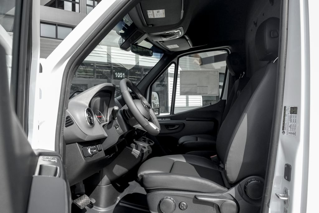 New 2026 Mercedes-Benz Sprinter 2500 image 12