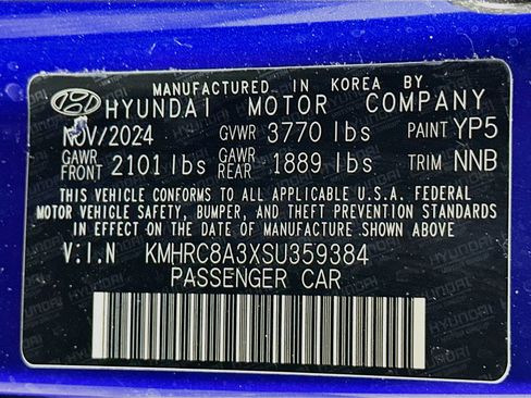 Used 2025 Hyundai Venue SEL FWD image 12