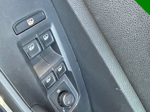 Used 2019 Volkswagen Jetta S w/ Driver Assistance Package FWD image 17