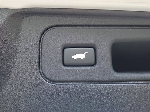 Certified 2024 Honda Passport Black Edition image 23