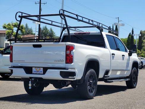 Used 2024 Chevrolet Silverado 3500 High Country AWD/4WD image 6