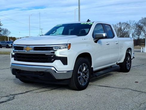 Used 2024 Chevrolet Silverado 1500 LT image 4