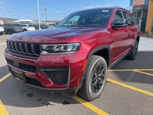 New 2026 Jeep Grand Cherokee L 4WD image 7