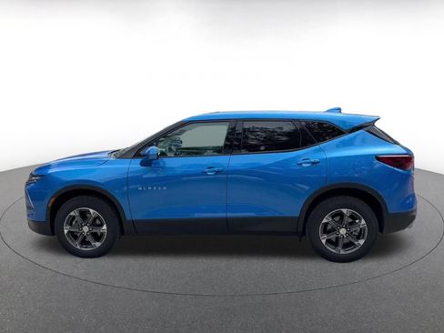Used 2026 Chevrolet Blazer LT FWD image 7