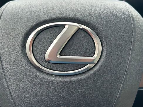 Used 2024 Lexus RX 350h w/ Convenience Package image 42