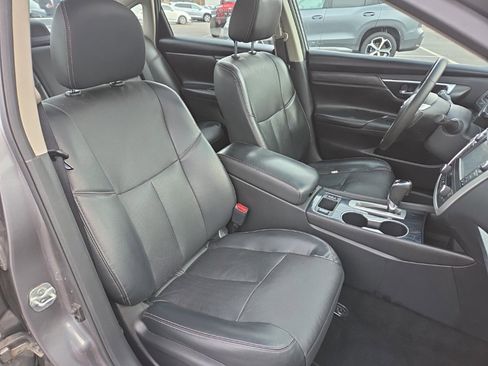 Used 2016 Nissan Altima 2.5 SL w/ 2.5 Technology Package image 20