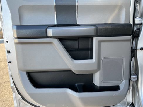 Used 2018 Ford F250 XLT w/ Camper Package image 16