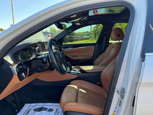 Used 2018 BMW 530i xDrive AWD/4WD image 19