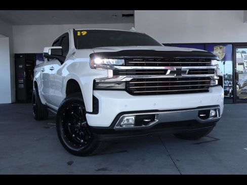 Used 2019 Chevrolet Silverado 1500 High Country w/ High Country Premium Package image 1