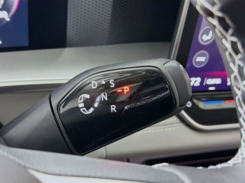 New 2026 Volkswagen Tiguan SE AWD/4WD image 18