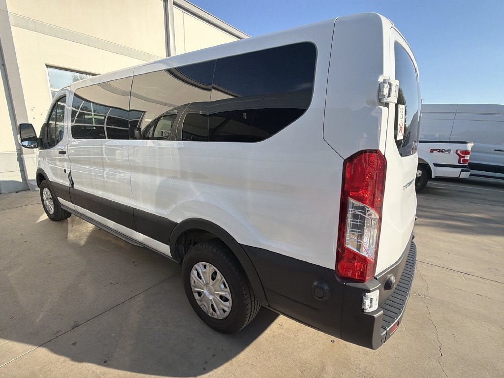 Used 2024 Ford Transit 350 XLT RWD image 3